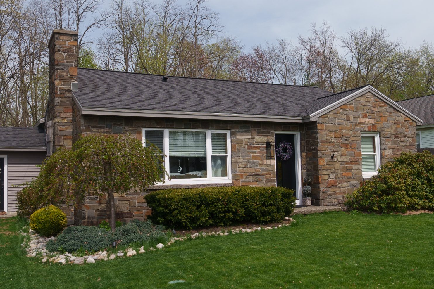 Emergency roof repair team fixing storm damage in Austerlitz NY