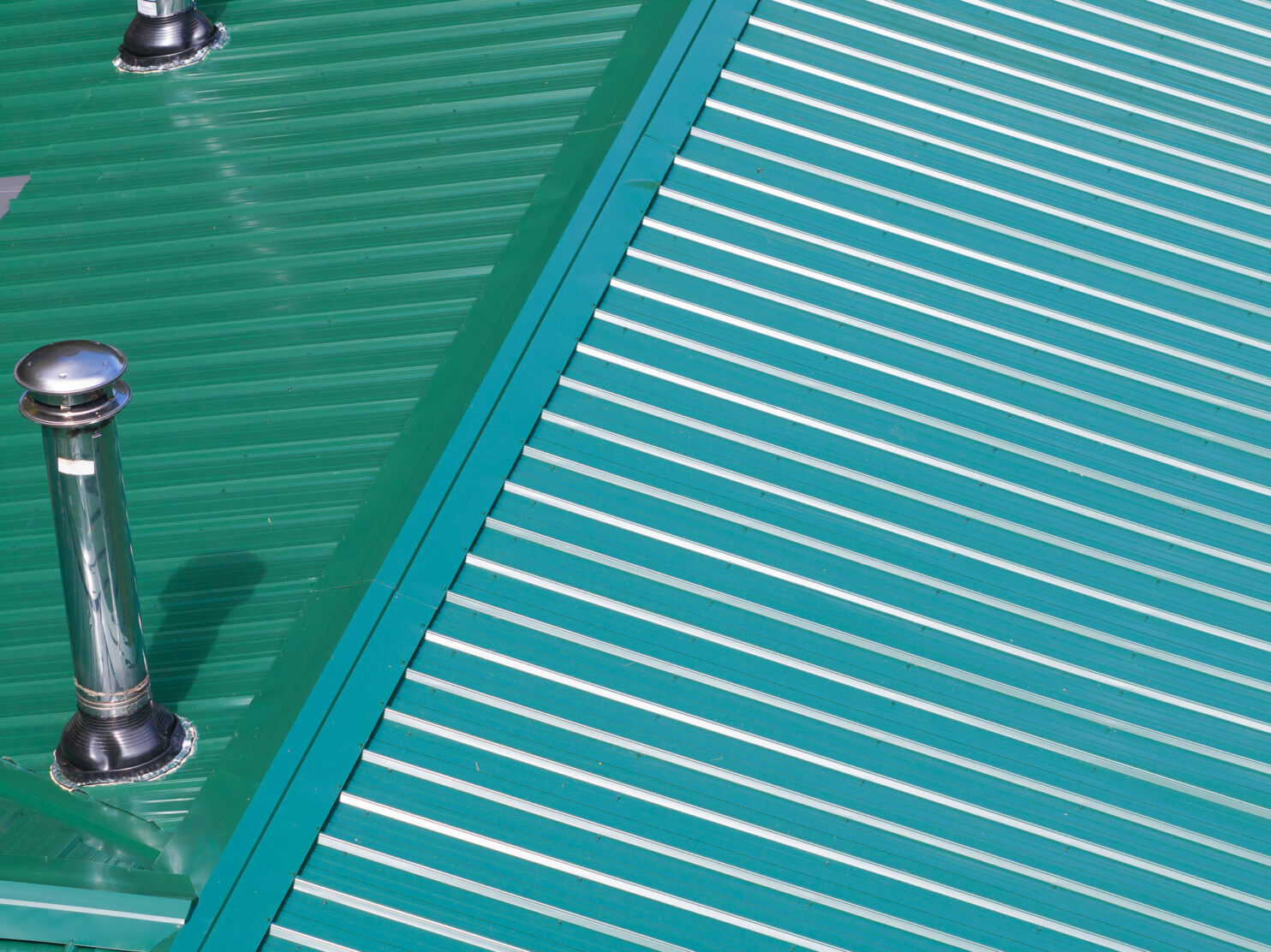 Metal roof installation in Pawling NY by professional roofing company